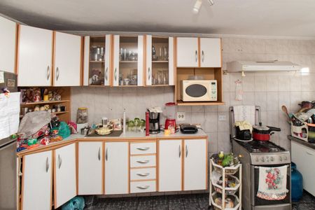 Casa à venda com 260m², 5 quartos e 2 vagas Casa à venda com 260m², 5 quartos e 2 vagasCozinha