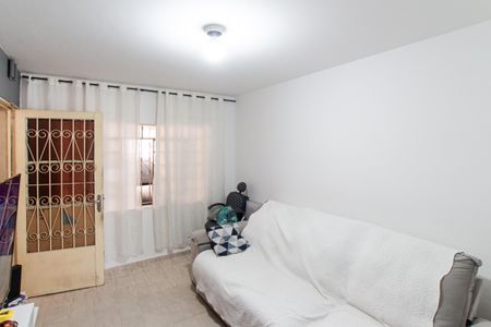 Casa à venda com 260m², 5 quartos e 2 vagas Casa à venda com 260m², 5 quartos e 2 vagasCasa 2 - Sala