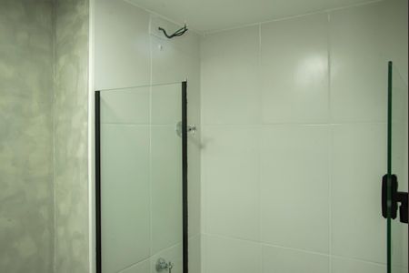 Banheiro de kitnet/studio para alugar com 1 quarto, 26m² em Vila da Saúde, São Paulo