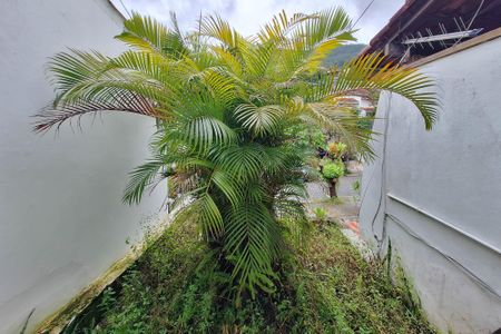 Casa de condomínio à venda com 223m², 4 quartos e 4 vagasQuarto 3