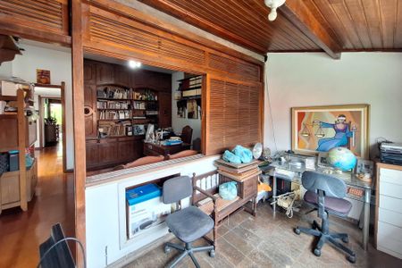 Casa de condomínio à venda com 223m², 4 quartos e 4 vagasQuarto 1