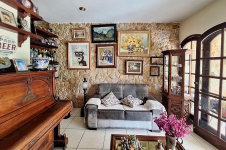 Casa de condomínio à venda com 223m², 4 quartos e 4 vagasSala 2