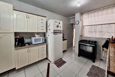 Casa de condomínio à venda com 223m², 4 quartos e 4 vagasCozinha