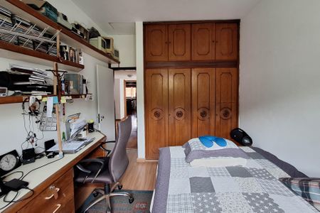 Casa de condomínio à venda com 223m², 4 quartos e 4 vagasQuarto 3