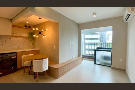 Sala de apartamento para alugar com 2 quartos, 42m² em Pinheiros, São Paulo