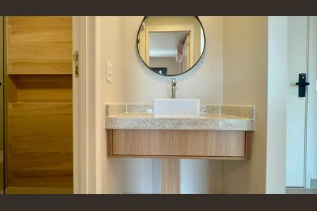 Apartamento para alugar com 42m², 2 quartos e sem vagaBanheiro