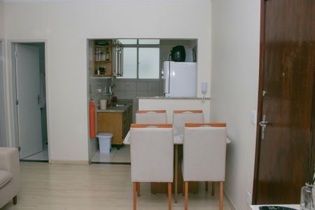 sala de apartamento para alugar com 1 quarto, 49m² em Funcionários, Belo Horizonte