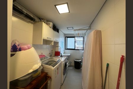 Apartamento para alugar com 177m², 3 quartos e 3 vagasÁrea de Serviço