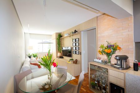 Apartamento à venda com 45m², 1 quarto e 1 vagaSala