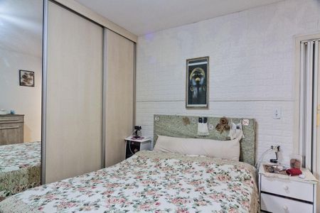 Casa à venda com 196m², 3 quartos e 2 vagasSuíte