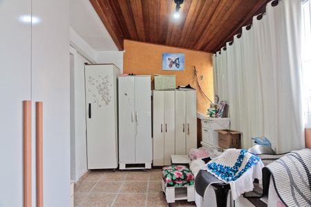 Casa à venda com 196m², 3 quartos e 2 vagasQuarto 1