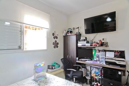 Casa à venda com 196m², 3 quartos e 2 vagasQuarto 2