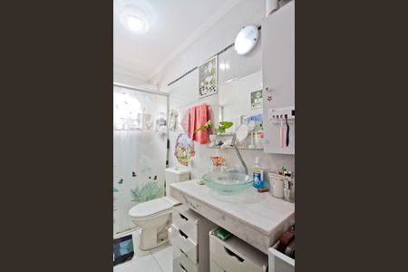 Casa à venda com 196m², 3 quartos e 2 vagasBanheiro