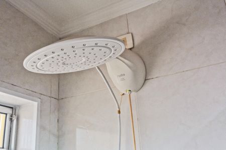 Casa à venda com 196m², 3 quartos e 2 vagasBanheiro