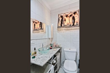 Casa à venda com 196m², 3 quartos e 2 vagasBanheiro da Suíte