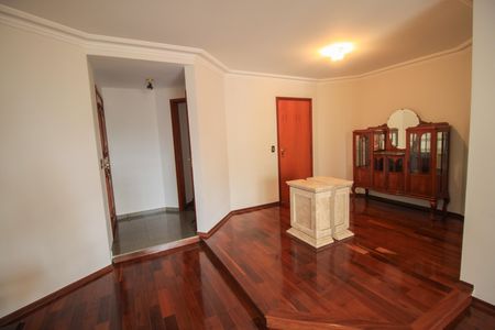 Apartamento à venda com 132m², 3 quartos e 2 vagas