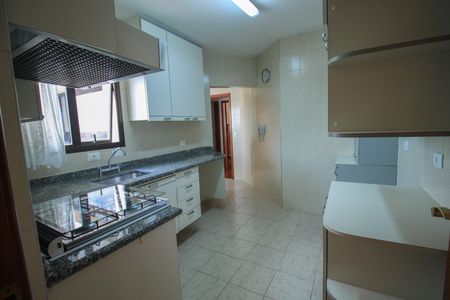 Apartamento à venda com 132m², 3 quartos e 2 vagas