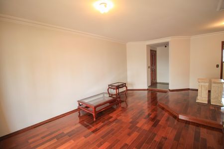 Apartamento à venda com 132m², 3 quartos e 2 vagas