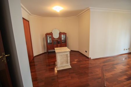 Apartamento à venda com 132m², 3 quartos e 2 vagas