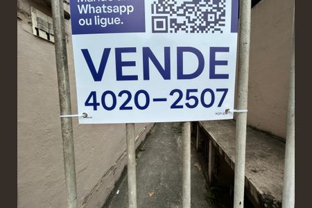 Casa à venda com 50m², 2 quartos e sem vagaCódigo alpha numérico