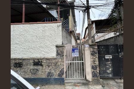 Casa à venda com 50m², 2 quartos e sem vagaFachada + plaquinha