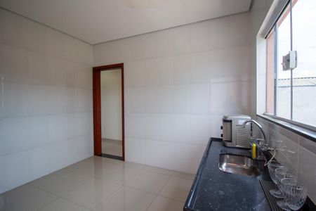 Casa para alugar com 128m², 3 quartos e sem vagaCozinha 