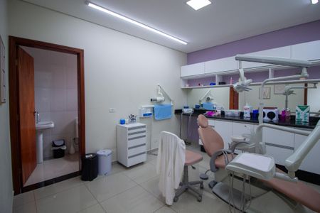 Casa para alugar com 128m², 3 quartos e sem vagaSuite 