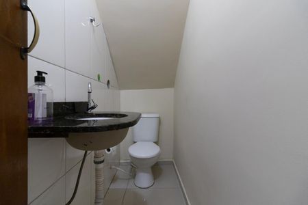 Casa para alugar com 93m², 2 quartos e 2 vagasLavabo