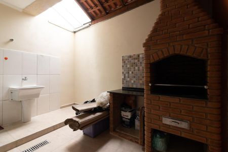 Casa para alugar com 93m², 2 quartos e 2 vagasChurrasqueira