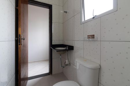 Casa para alugar com 93m², 2 quartos e 2 vagasBanheiro da Suíte 2