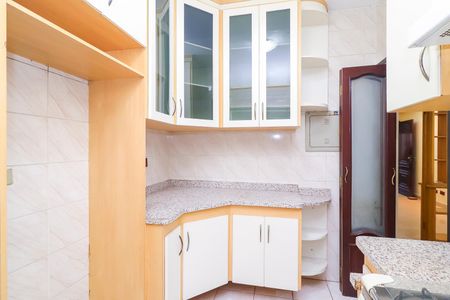 Casa de condomínio à venda com 104m², 3 quartos e 2 vagasCozinha