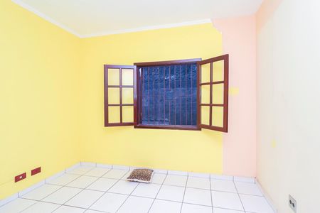 Casa de condomínio à venda com 104m², 3 quartos e 2 vagasQuarto 3