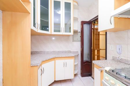 Casa de condomínio à venda com 104m², 3 quartos e 2 vagasCozinha