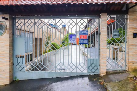 Casa de condomínio à venda com 104m², 3 quartos e 2 vagasFachada
