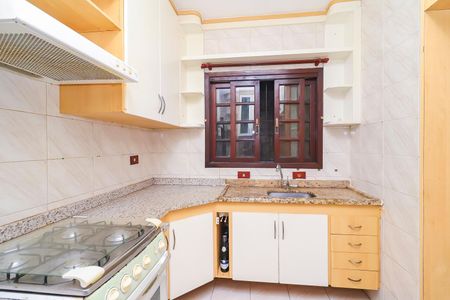 Casa de condomínio à venda com 104m², 3 quartos e 2 vagasCozinha