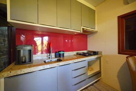 Cozinha de casa para alugar com 2 quartos, 100m² em São João do Rio Vermelho, Florianópolis