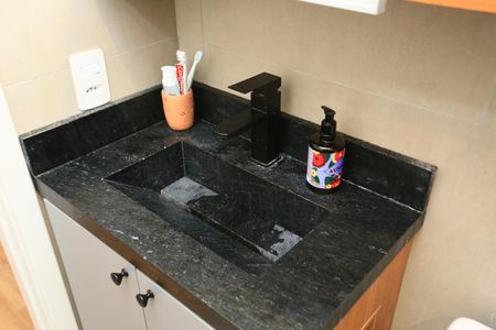 Apartamento para alugar com 41m², 2 quartos e sem vagaBanheiro