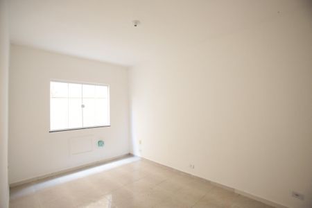 Quarto de casa para alugar com 1 quarto, 60m² em Curicica, Rio de Janeiro