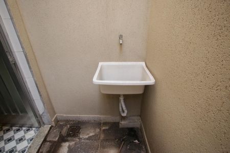 Casa para alugar com 60m², 1 quarto e sem vagaÁrea de Serviço