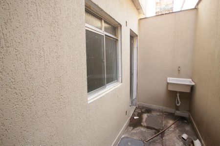 Casa para alugar com 60m², 1 quarto e sem vagaÁrea de Serviço