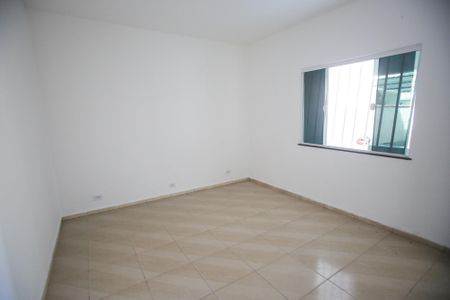 Sala de casa para alugar com 1 quarto, 60m² em Curicica, Rio de Janeiro