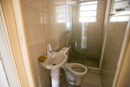 Casa para alugar com 60m², 1 quarto e sem vagaBanheiro