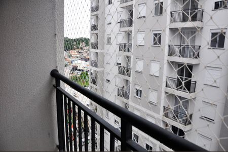 Apartamento para alugar com 39m², 2 quartos e sem vagaDetalhe - Varanda da Sala e Sala de Jantar