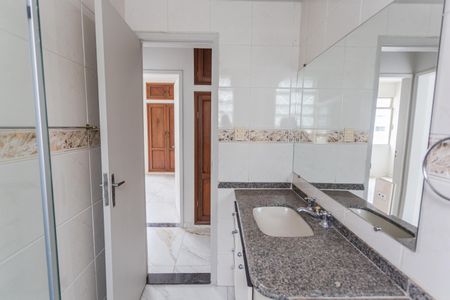 Apartamento à venda com 110m², 3 quartos e 2 vagasBanheiro Social