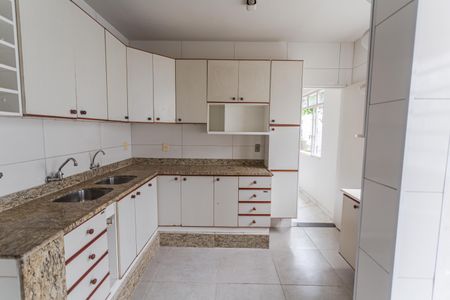Apartamento à venda com 110m², 3 quartos e 2 vagasCozinha