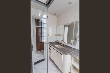 Apartamento à venda com 110m², 3 quartos e 2 vagasBanheiro Social