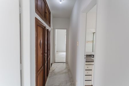 Apartamento à venda com 110m², 3 quartos e 2 vagasCorredor