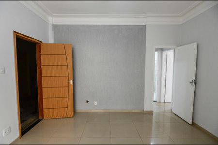 Apartamento para alugar com 88m², 2 quartos e 1 vagaSala