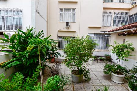 Apartamento para alugar com 88m², 2 quartos e 1 vagaQuarto 1