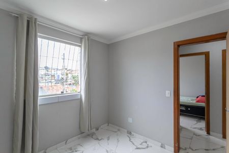 Apartamento à venda com 65m², 3 quartos e 1 vagaQuarto 2